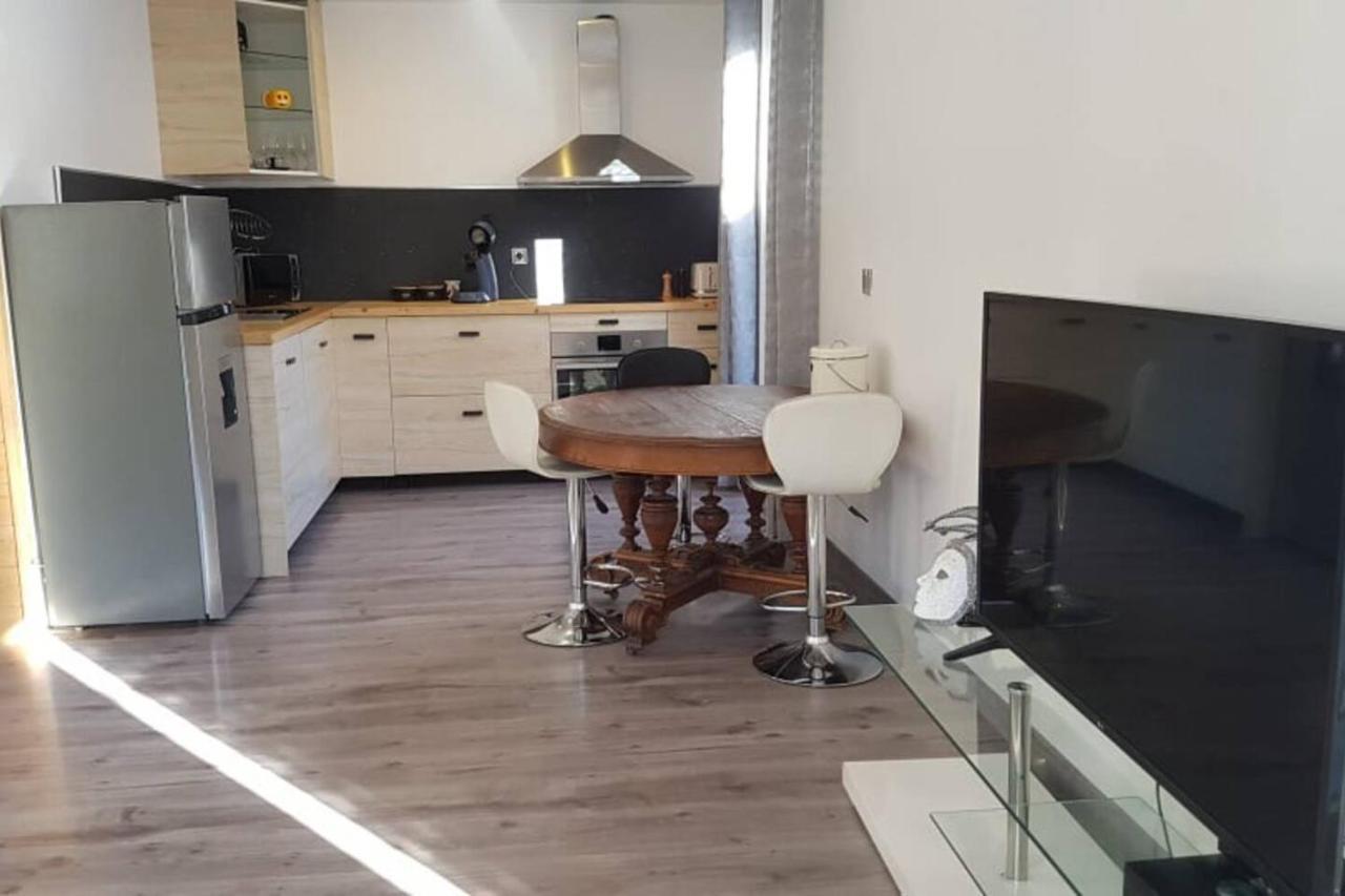 Logement Entier: Appartement. Модан Экстерьер фото